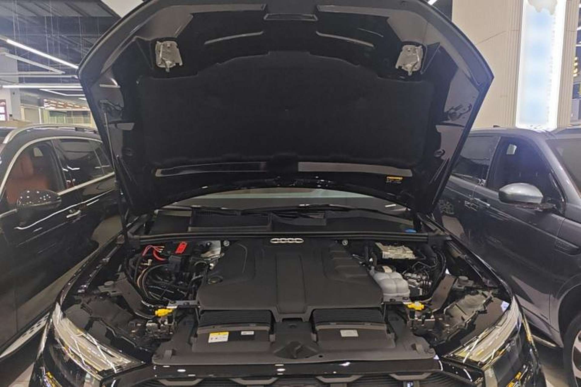 Used Audi Q7 2025 45 TFSI quattro S line Black Warrior Edition Engine Bay