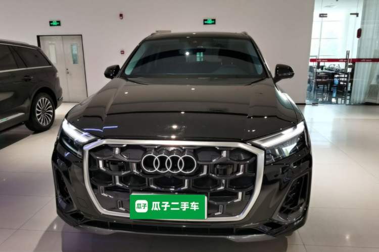 Used Audi Q7 2025 55 TFSI quattro S line Sport Edition Front