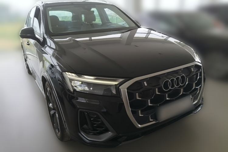 Used Audi Q7 2025 55 TFSI quattro S line Sport Edition Front Right 45 Deg