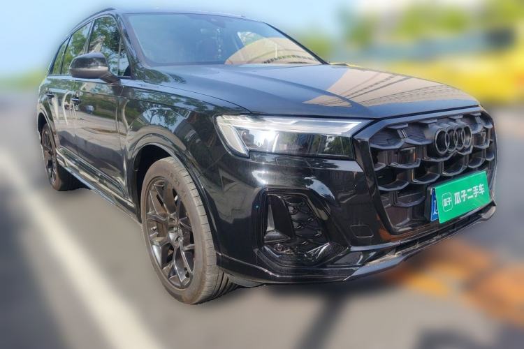 Used Audi Q7 2025 45 TFSI quattro S line Black Warrior Edition Front Right 45 Deg