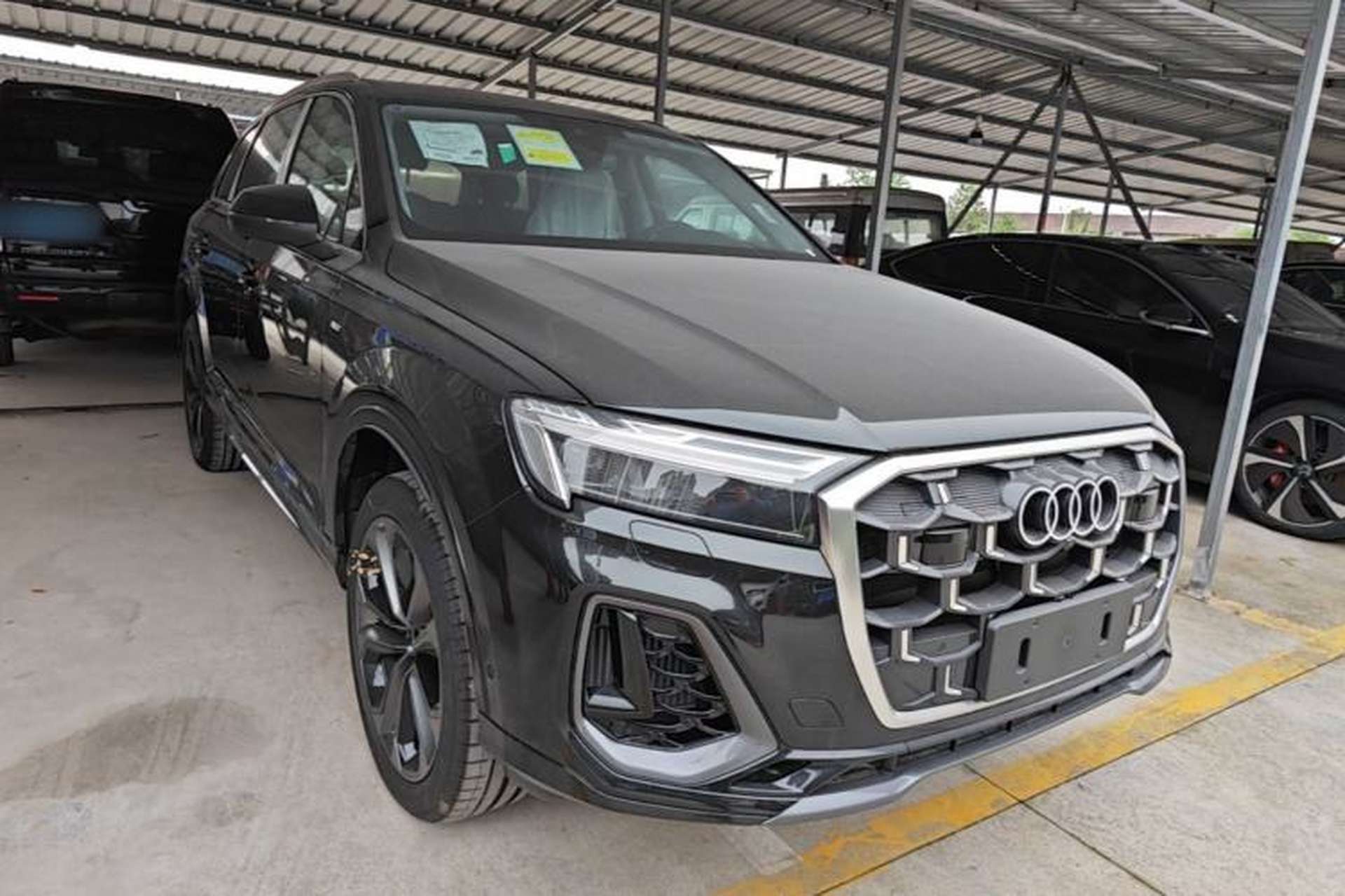 Used Audi Q7 2025 55 TFSI quattro S line Sport Edition Front Right 45 Deg