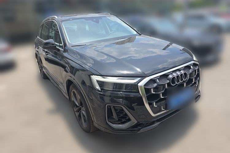 Used Audi Q7 2025 55 TFSI quattro S line Sport Edition Front Right 45 Deg