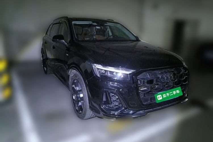 Used Audi Q7 2025 45 TFSI quattro S line Black Warrior Edition Front Right 45 Deg