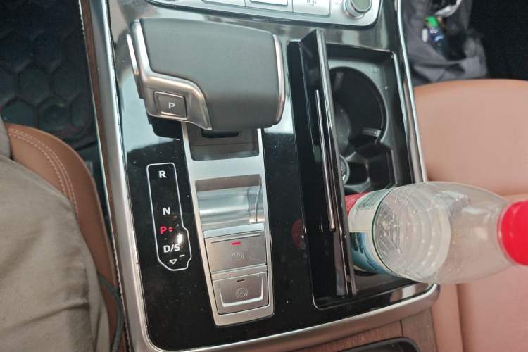 Used Audi Q7 2025 55 TFSI quattro S line Sport Edition Gear Lever