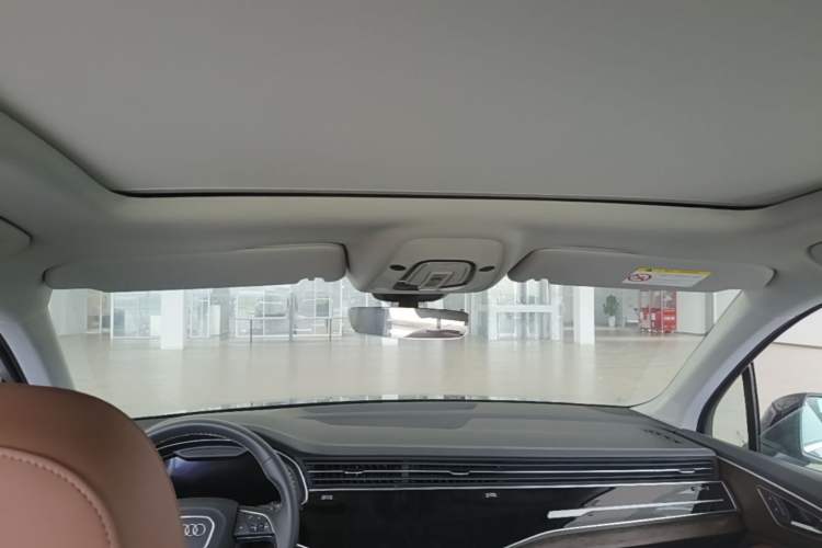 Used Audi Q7 2025 55 TFSI quattro S line Sport Edition Headliner