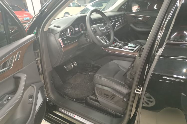 Used Audi Q7 2025 45 TFSI quattro S line Black Warrior Edition Left Front Seat