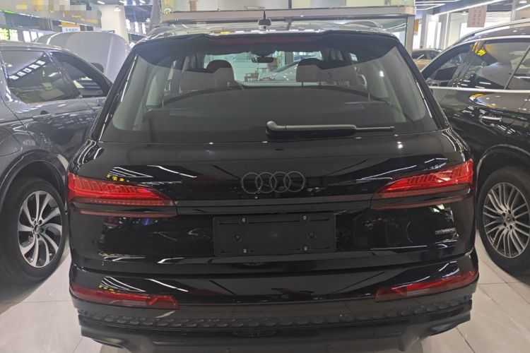 Used Audi Q7 2025 45 TFSI quattro S line Black Warrior Edition Rear