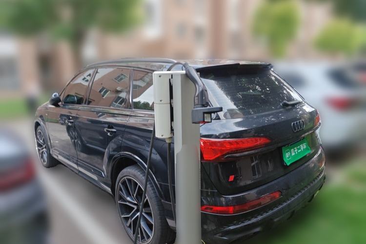 Used Audi Q7 2025 55 TFSI quattro S line Black Warrior Edition Rear Left 45 Deg