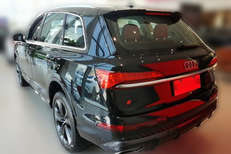 Used Audi Q7 2025 55 TFSI quattro S line Sport Edition Rear Left 45 Deg