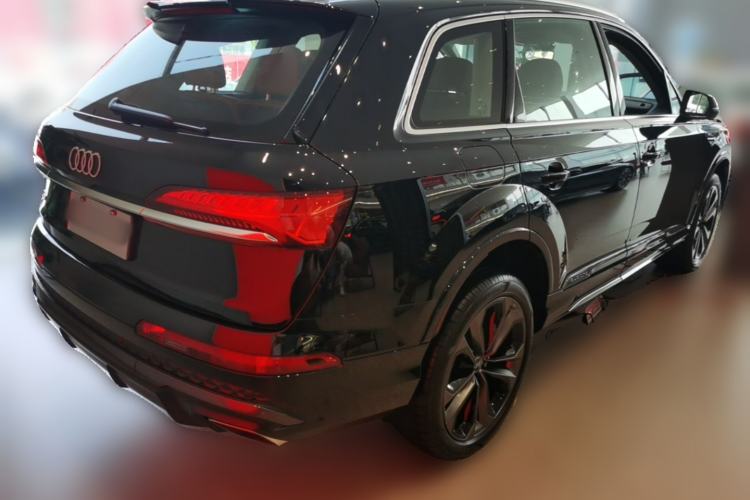 Used Audi Q7 2025 55 TFSI quattro S line Sport Edition Rear Right 45 Deg
