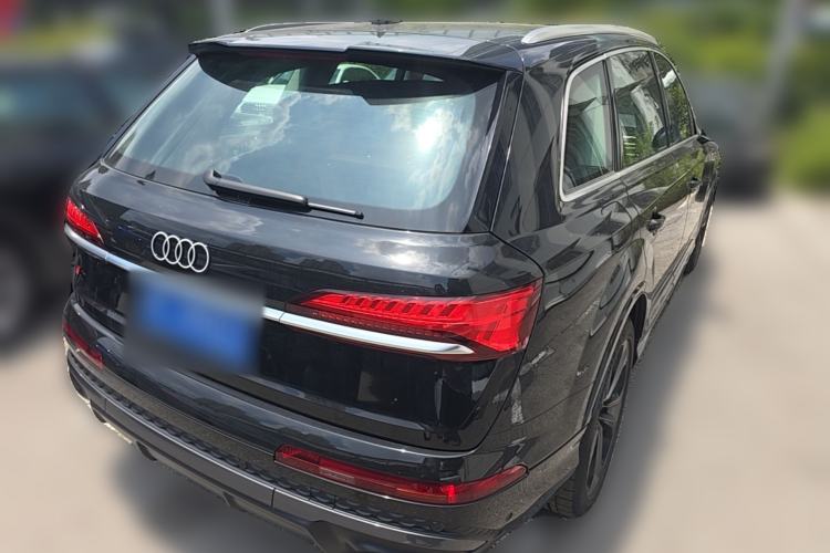 Used Audi Q7 2025 55 TFSI quattro S line Sport Edition Rear Right 45 Deg