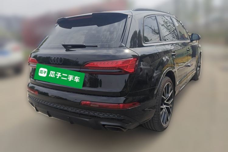 Used Audi Q7 2025 55 TFSI quattro S line Ice & Snow Sports Edition Rear Right 45 Deg