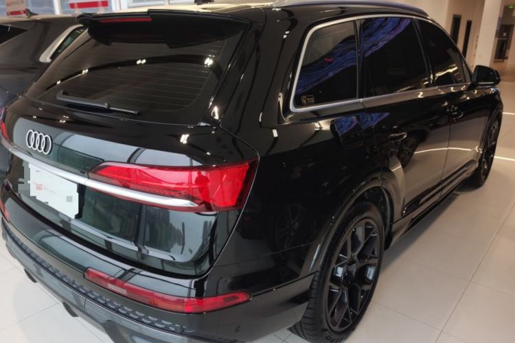 Used Audi Q7 2025 55 TFSI quattro S line Sport Edition Rear Right 45 Deg