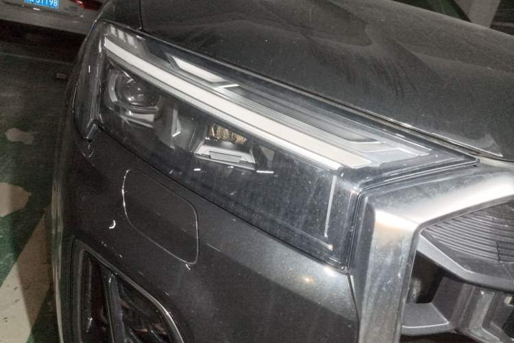 Used Audi Q7 2025 55 TFSI quattro S line Sport Edition Right Front Headlight