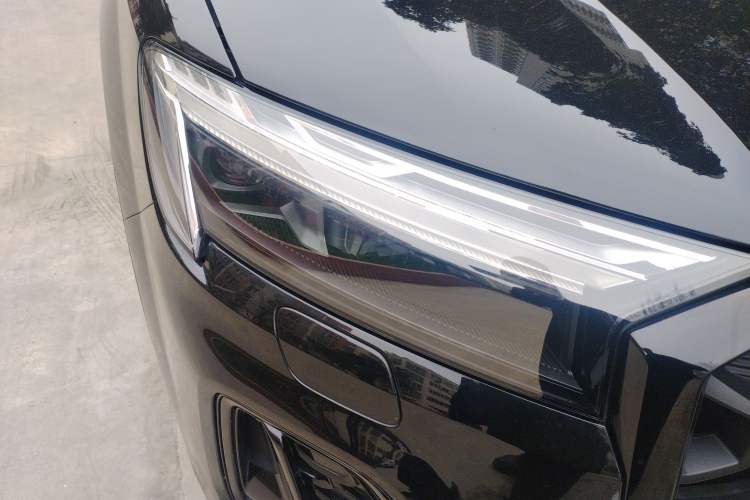 Used Audi Q7 2025 45 TFSI quattro S line Black Warrior Edition Right Front Headlight