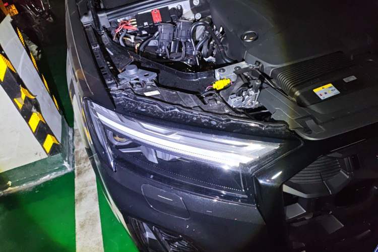 Used Audi Q7 2025 45 TFSI quattro S line Black Warrior Edition Right Front Headlight