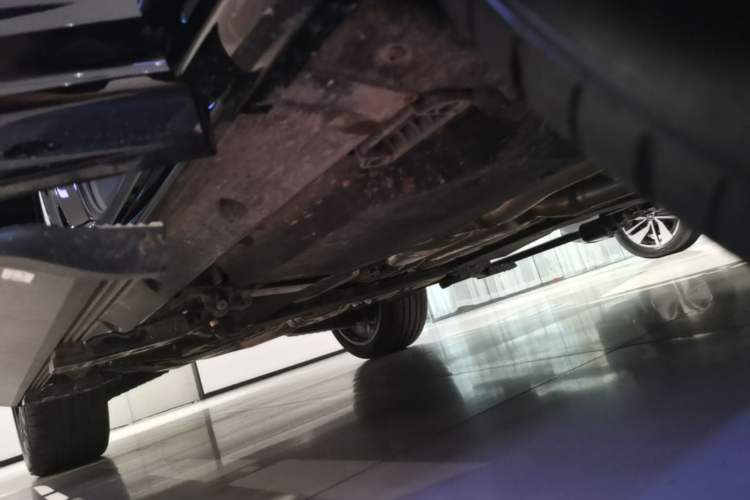 Used Audi Q7 2025 55 TFSI quattro S line Sport Edition Right Side Sill