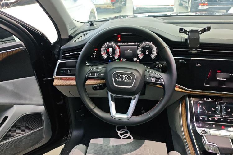 Used Audi Q7 2025 55 TFSI quattro S line Prestige Edition Steering Wheel