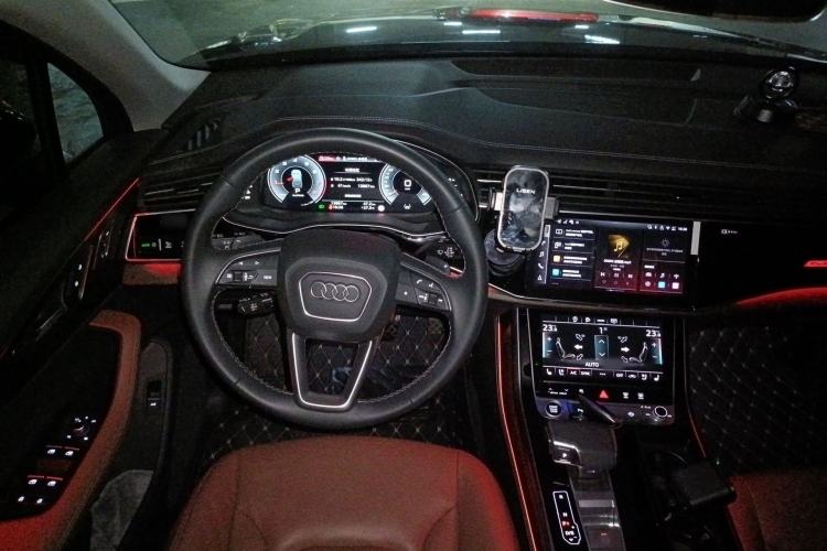 Used Audi Q7 2025 45 TFSI quattro S line Black Warrior Edition Steering Wheel