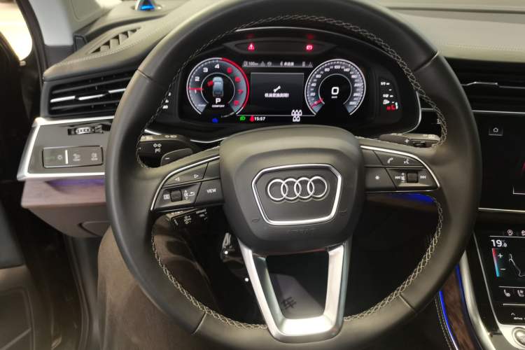 Used Audi Q7 2025 55 TFSI quattro S line Sport Edition Steering Wheel