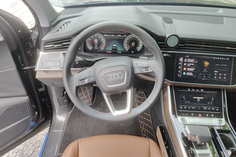 Used Audi Q7 2025 45 TFSI quattro S line Black Warrior Edition Steering Wheel
