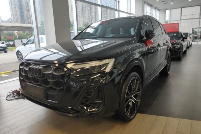 Used Audi Q7 2025 55 TFSI quattro S line Black Warrior Edition