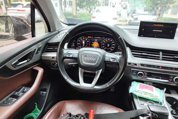 Used Audi Q7 New Energy 2017 45 e-tron Steering Wheel