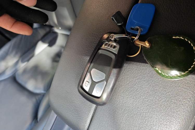 Used Audi Q7 New Energy 2017 45 e-tron Vehicle Key