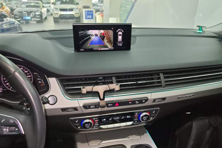 Used Audi Q7 New Energy 2019 55 e-tron Audio And AC Panel