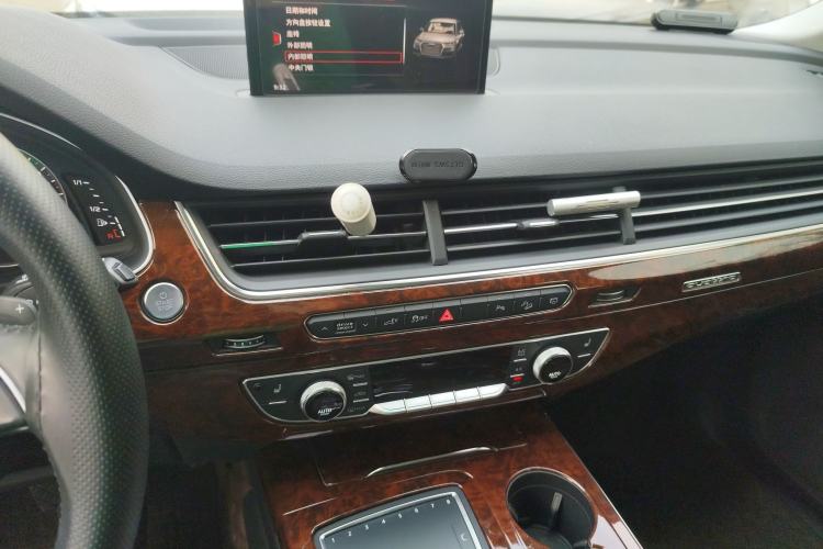 Used Audi Q7 New Energy 2019 55 e-tron Audio And AC Panel
