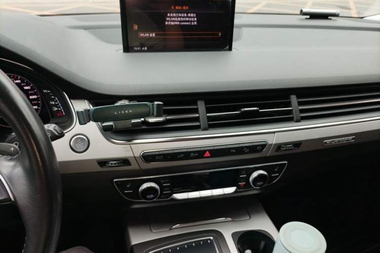 Used Audi Q7 New Energy 2019 55 e-tron Audio And AC Panel