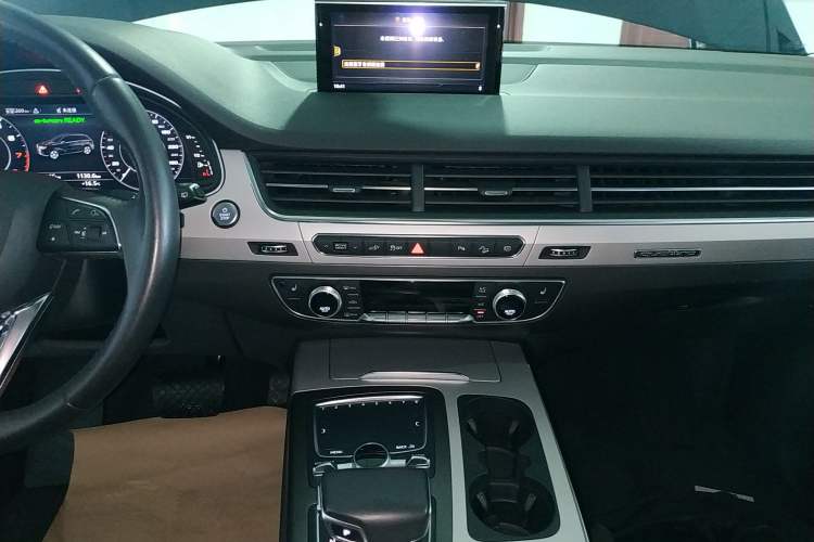 Used Audi Q7 New Energy 2019 55 e-tron Audio And AC Panel