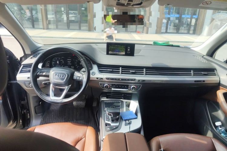 Used Audi Q7 New Energy 2019 55 e-tron Center Console