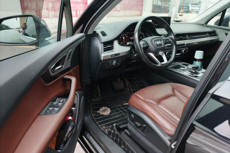 Used Audi Q7 New Energy 2019 55 e-tron Driver Seat
