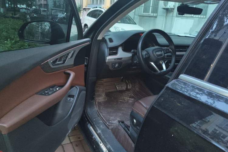 Used Audi Q7 New Energy 2019 55 e-tron Driver Seat