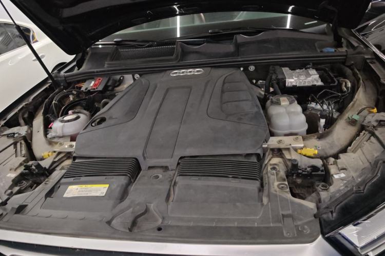 Used Audi Q7 New Energy 2019 55 e-tron Engine Bay