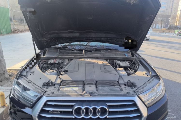 Used Audi Q7 New Energy 2019 55 e-tron Engine Bay