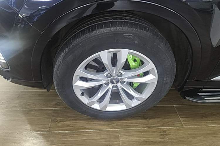 Used Audi Q7 New Energy 2019 55 e-tron Exterior 4