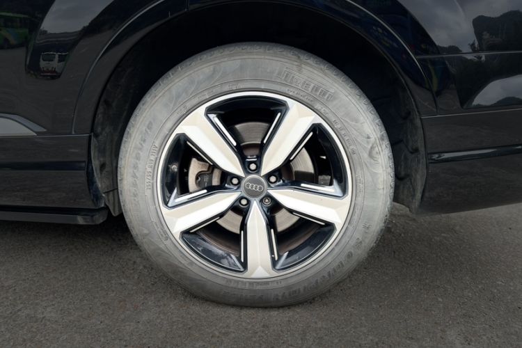 Used Audi Q7 New Energy 2019 55 e-tron Exterior 8