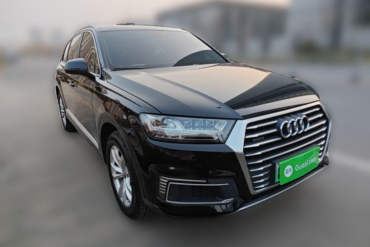 Used Audi Q7 New Energy 2019 55 e-tron Front Right 45 Deg