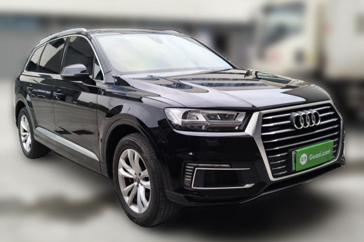 Used Audi Q7 New Energy 2019 55 e-tron Front Right 45 Deg