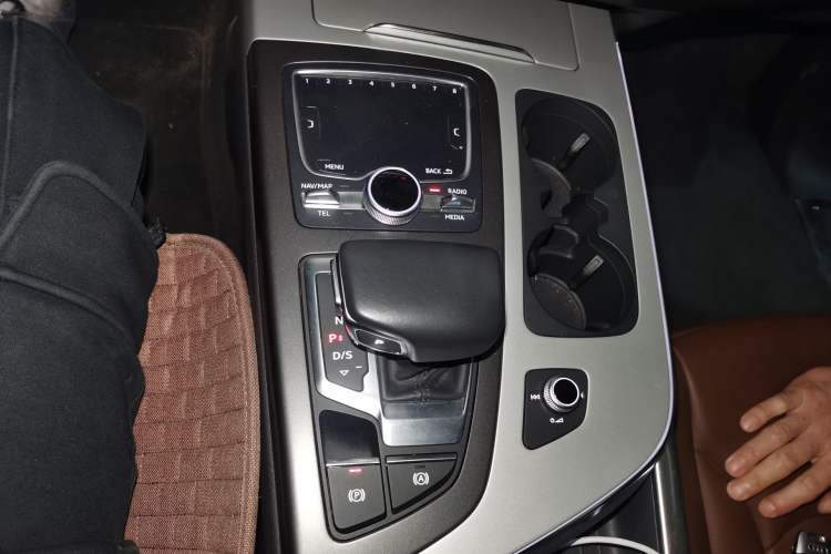 Used Audi Q7 New Energy 2019 55 e-tron Gear Lever