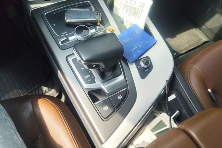 Used Audi Q7 New Energy 2019 55 e-tron Gear Lever