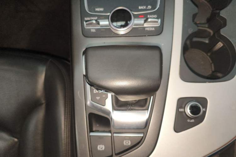 Used Audi Q7 New Energy 2019 55 e-tron Gear Lever