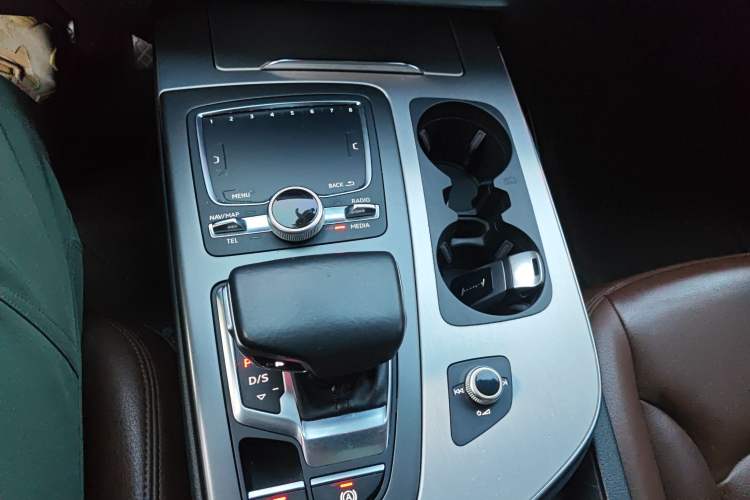 Used Audi Q7 New Energy 2019 55 e-tron Gear Lever