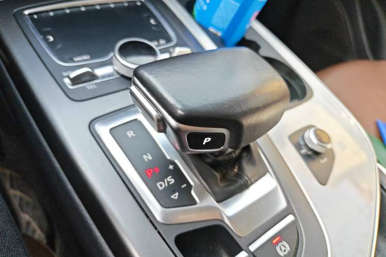 Used Audi Q7 New Energy 2019 55 e-tron Gear Lever