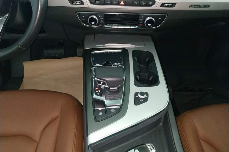 Used Audi Q7 New Energy 2019 55 e-tron Gear Lever