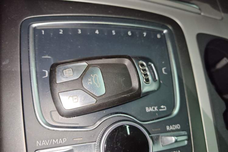 Used Audi Q7 New Energy 2019 55 e-tron Interior 1