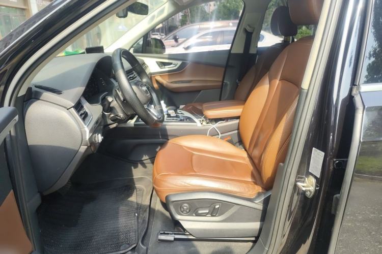 Used Audi Q7 New Energy 2019 55 e-tron Left Front Seat