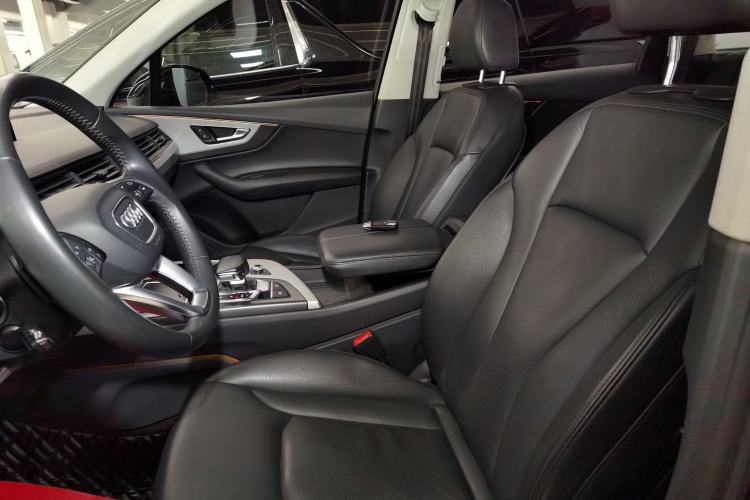 Used Audi Q7 New Energy 2019 55 e-tron Left Front Seat